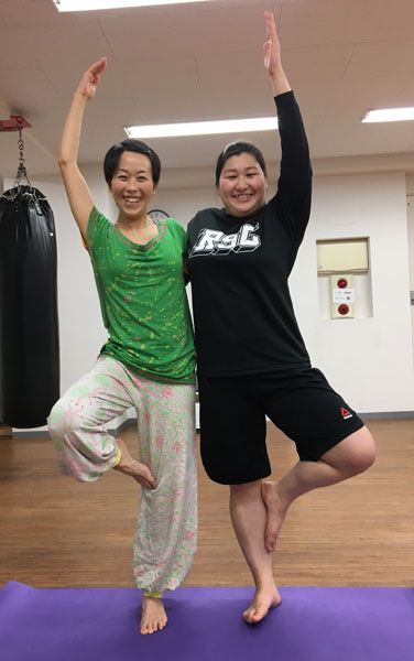 RKボクシングのLUNA YOGAクラス風景その2