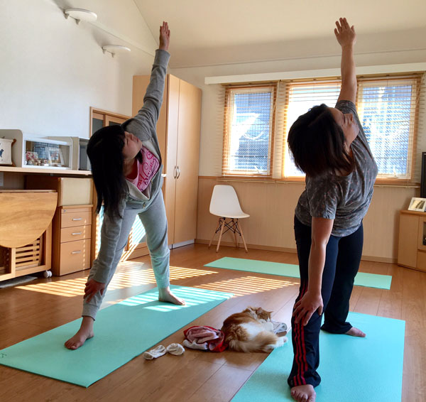 LUNA YOGAクラス風景