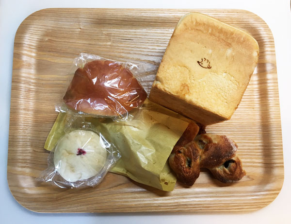 えんツコ堂のパン