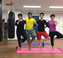 RKボクシングのヨガクラス風景