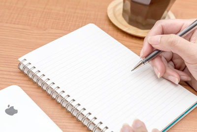 書き記すイメージ